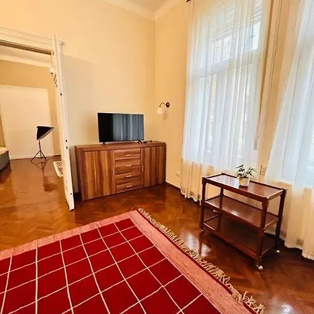 Classy #12lunipebega Apartament *
