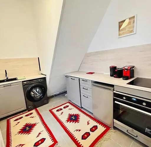 Classy #12lunipebega