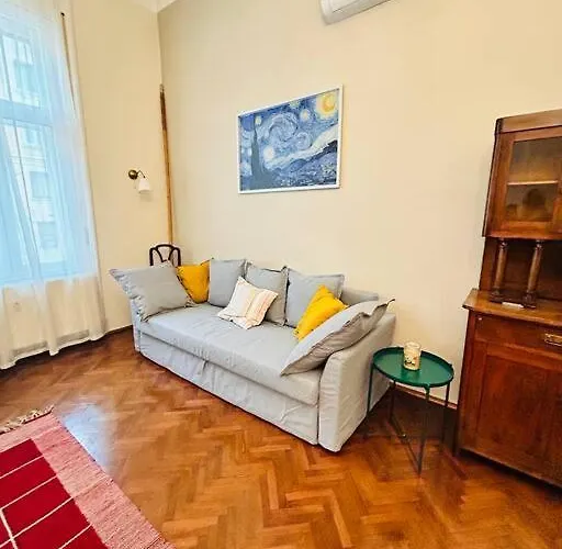Apartamento Classy #12lunipebega Timişoara